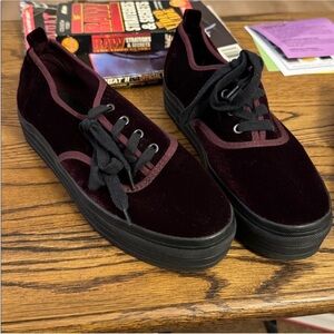 H&M Purple Velvet Platform Sneakers sz 8